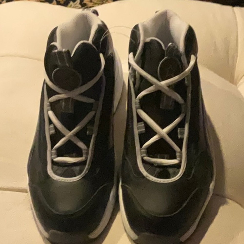 Converse All Star React 2- Mid Top Leather, Men’s size 13